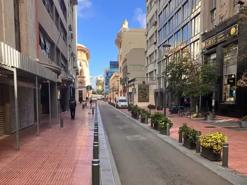 Oficina en Venta en Ciudad Vieja, USD 33.500