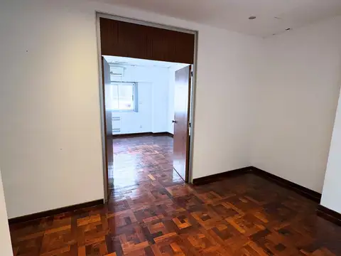 Oficina en Alquiler 65 años