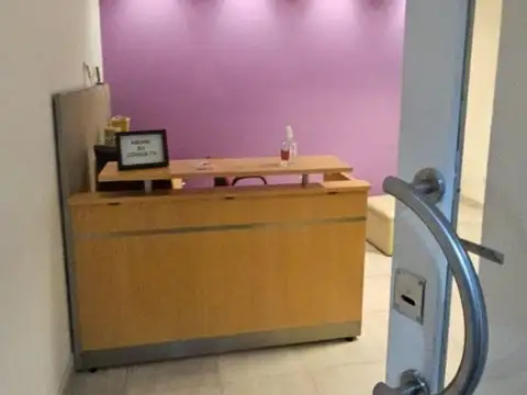 OFICINA EN MORENO Y SAN MARTIN-CENTRO-COMODORO 