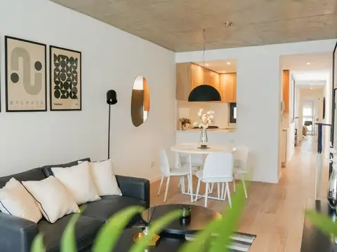 EN VENTA 1 DORMITORIO +COMODIN.