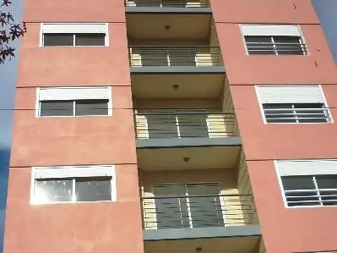 *IDEAL INVERSOR! SE VENDE ALQUILADO. *EXCLUSIVOS DEPTO. DE 2 AMB. 52 M2 CUB. *COCHERAS EN ALQUILER