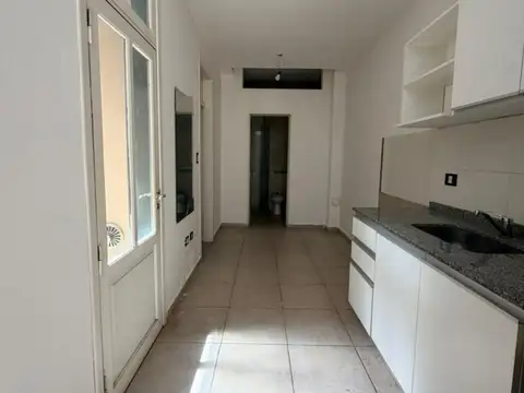 Depto Tipo Casa en Alquiler de 2 ambientes