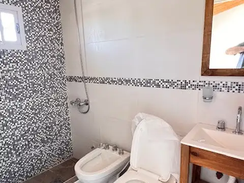 Depto Tipo Casa en Alquiler de 2 dormitorios