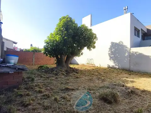 Terreno en Venta en Los Pinares, USD 35.000