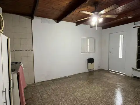 Casa en Venta en Alberdi, USD 54.000