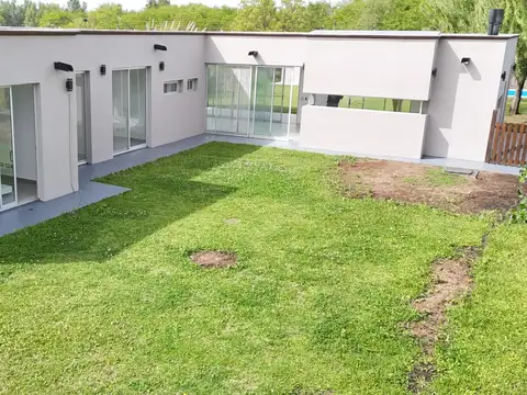 Casa en Alquiler de 3 dormitorios