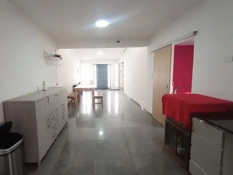 VENTA CASA MAS DEPARTAMENTO CON RENTA  B° MAIPU