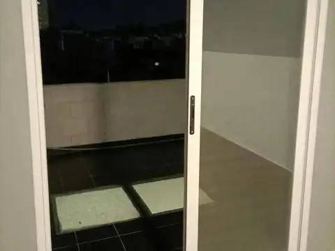Depto Tipo Casa 5 ambientes con 2 baños