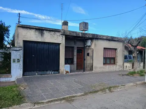 Casa en venta en Quilmes Oeste