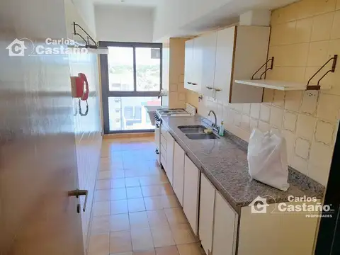 Depto. 2 Amb. con Balcón y Vista Abierta