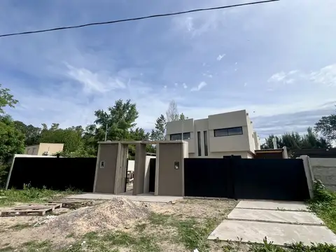 Casa A Estrenar En La Bota Benavidez