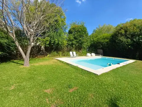 Casa en venta en Saint Matthew's Pilar