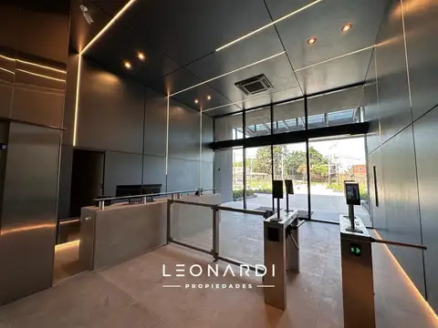 Oficina Monoambiente con 6 baños