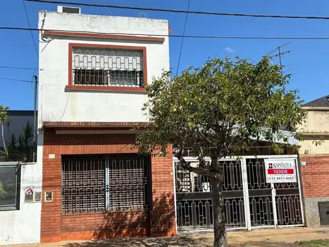 PH FTE. 3 AMBIENTES CON TERRAZA Y PARRILLA