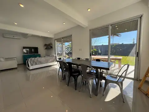 Venta casa Los Troncos Apto Credito