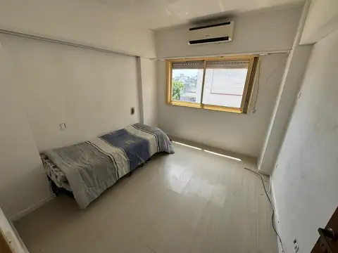 Venta - Departamento 2 ambientes - Liniers