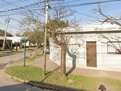 Depto Tipo Casa 5 ambientes con 2 baños
