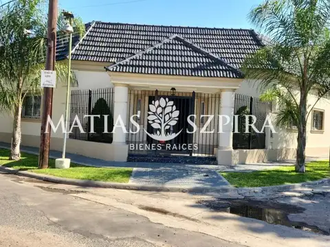 Venta Casa 4 ambientes Ciudad Evita