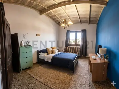 Chalet 4 AMBIENTES - patio cochera triple