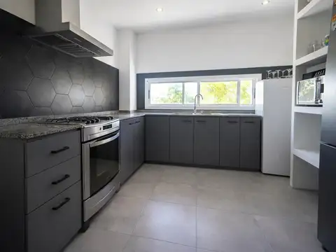 Casa en Venta en Haras Santa María, USD 189.900