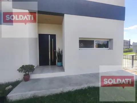 Casa en venta 7 ambientes en Haras Santa María
