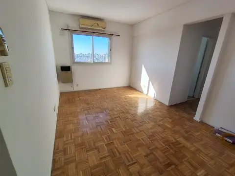 Villa Urquiza Diaz Colodredo 3100 14° Todo Luz Sol y Vista Lav Integrado