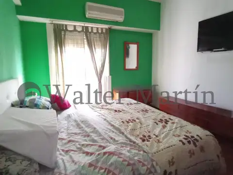 PH 4 ambientes con entrada independiente, patio y terraza propia