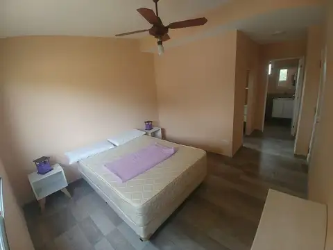 Casa en Venta con 4 cocheras