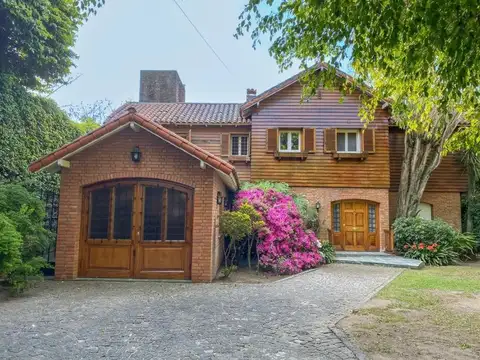 Casa en Venta de 5 dormitorios