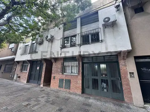 37 entre 11 y 12 PH refaccionado de 3 dormitorios en VENTA LA PLATA