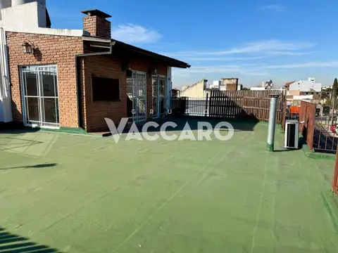 Depto Tipo Casa 4 ambientes con 3 baños