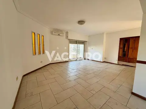 Depto Tipo Casa en Venta de 3 dormitorios