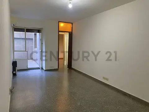 Av. Gaona 2700, Piso 1
