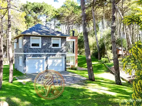 Venta Casa Pinamar Norte 5 ambientes oportunidad