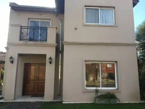 Casa  en Alquiler ubicado en Santa Catalina, Villanueva, Tigre