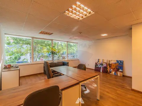 Alquiler oficina amueblada World Trade C, garage