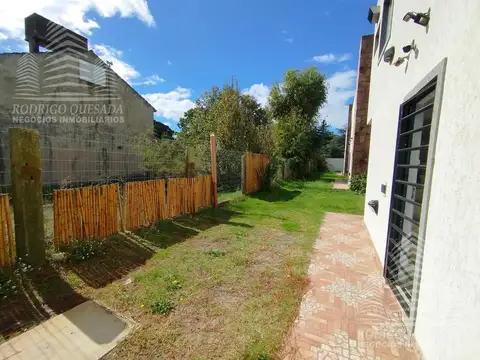 Depto Tipo Casa en Venta en La Lucila del Mar, USD 190.000