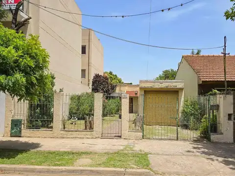 TERRENO EN VENTA CON CONSTRUCCION EN MONTE GRANDE