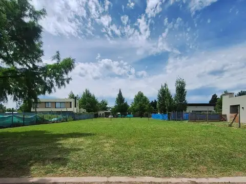 Terreno en Venta en Brujas, USD 35.000
