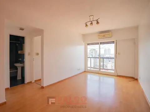 2 ambientes-  Terrero y Av. Rivadavia- Al frente