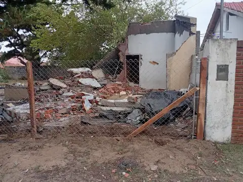 VENTA EN BLOCK - DOS LOTES DE TERRENO EN EXCELENTE UBICACIÓN - IDEAL INVERSOR