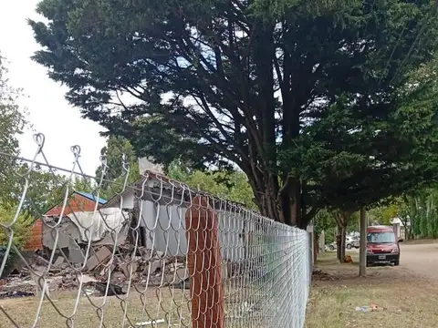 Libres del Sur esquina Sacconi