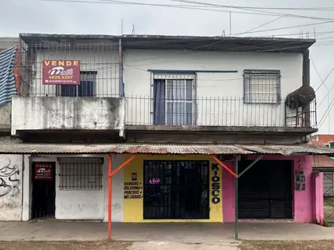 Casa - Venta - Argentina, La Matanza - VUELTA DE ROCHA 3095