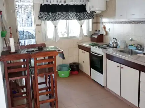 (A182)CASA 3 AMBIENTES (Apto 5 Personas).con parrilla,gas envasado.