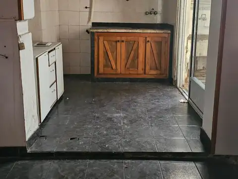 Depto Tipo Casa en Venta 53 años