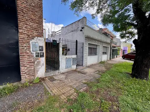 Depto Tipo Casa en Venta de 4 ambientes