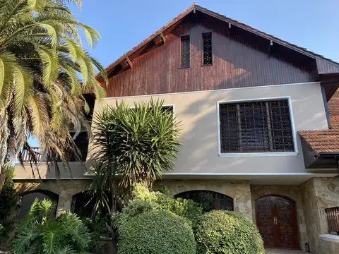 Casa en Venta de 5 dormitorios