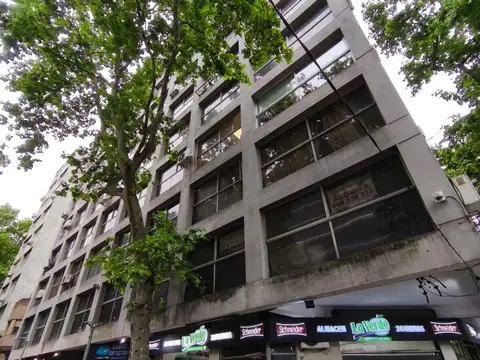 VENTA DE 3 COCHERAS EN CORDÓN