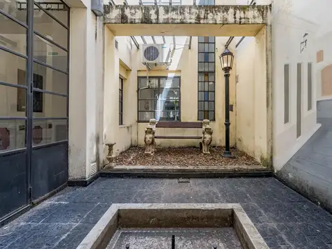 Casa 18 ambientes con 19 baños