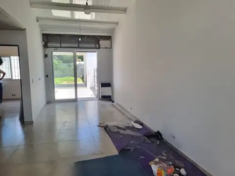 Depto Tipo Casa en Venta de 2 dormitorios